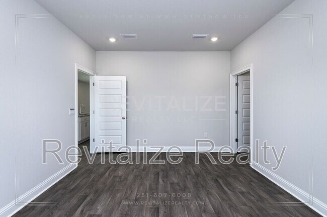 Building Photo - 13658 Addison Pl