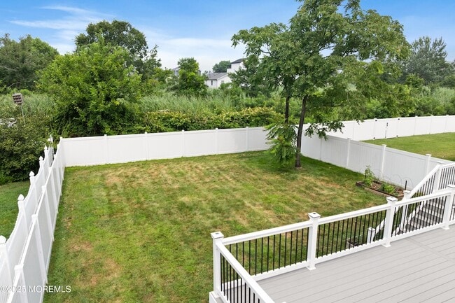 Building Photo - 36 Main St