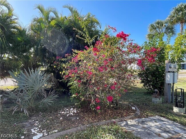 Building Photo - 5506 Virginia Dare Ln