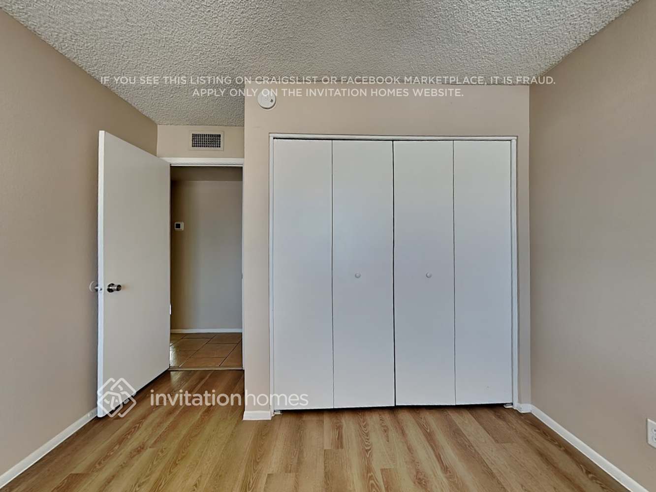 Building Photo - 4438 W Mercer Ln