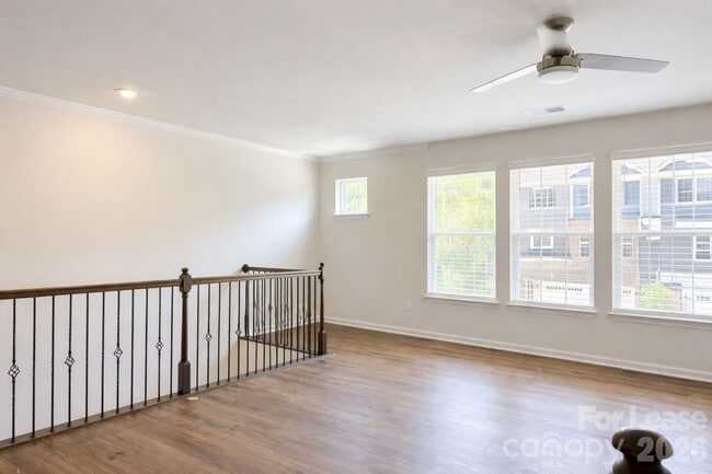 Building Photo - 1115 Bandon Dr