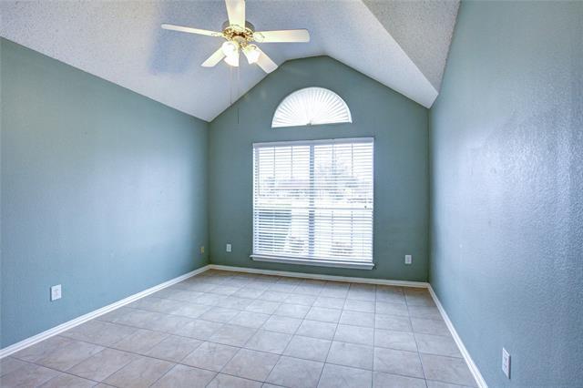 Building Photo - 2120 Los Rios Blvd