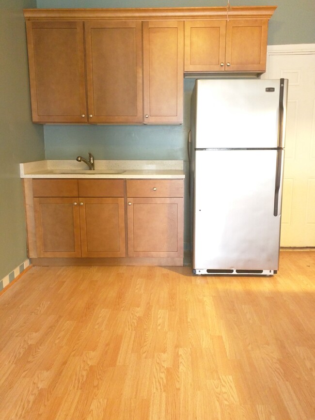 Primary Photo - 1237 W 31st Pl