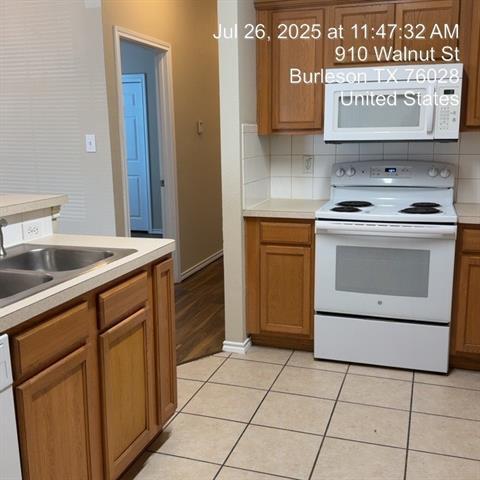 Building Photo - 913 Walnut St