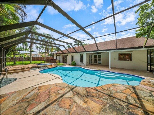 Building Photo - 15531 SW 54th Terrace