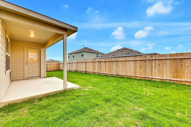 Building Photo - 113 River Rise Rd