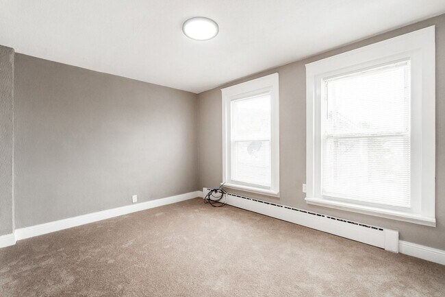 Building Photo - Updated 3BR Home – Walk to Lehigh & Downtown Bethlehem