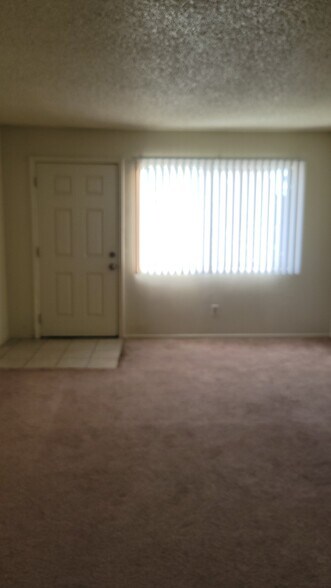 Building Photo - 15549 Barranca Way