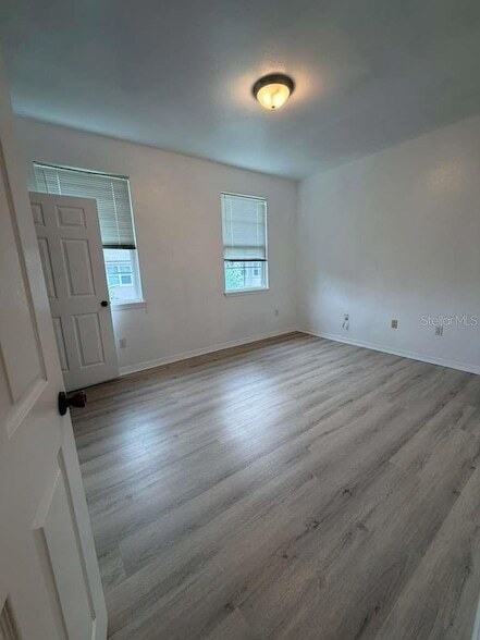 Building Photo - 6413 Astor Village Ave