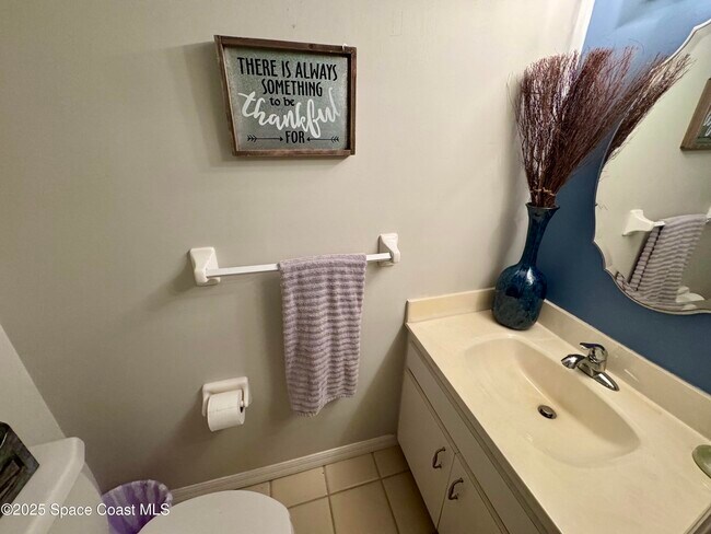 Building Photo - 53 Anchor Dr