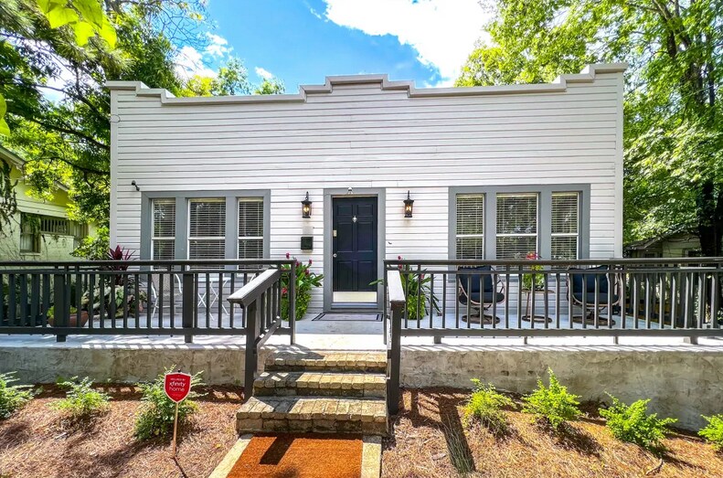 Building Photo - 1117 Kenwood Pl