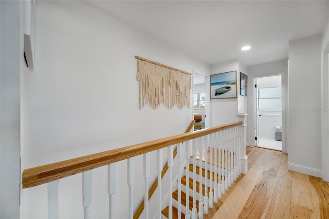 Building Photo - 4622 Bay Crest Dr