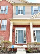 Building Photo - 418 Turner Dr