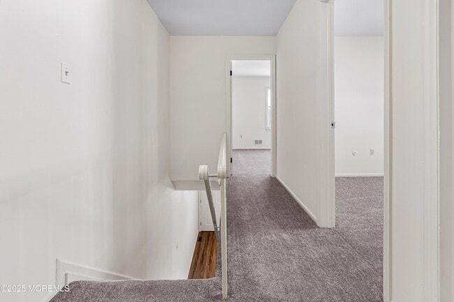 Building Photo - 144 New Cedar Ln