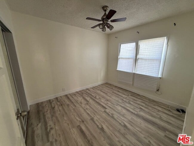 Building Photo - 3726 W 112th St