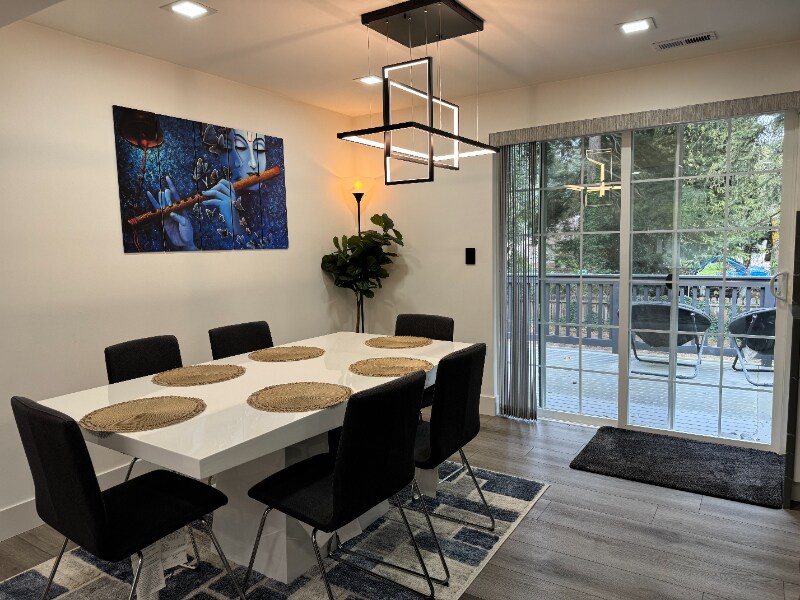 Building Photo - 12230 95th Pl NE