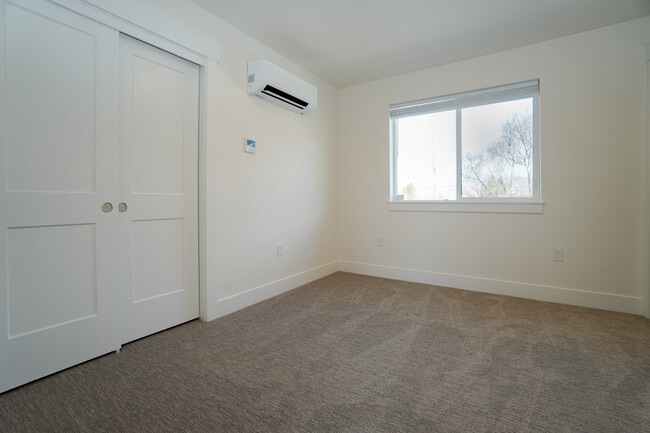 Building Photo - 4629 N Iota Ln