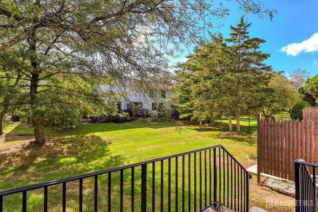 Building Photo - 920 Merritt Dr