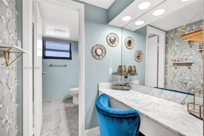 Building Photo - 2301 S Ocean Dr