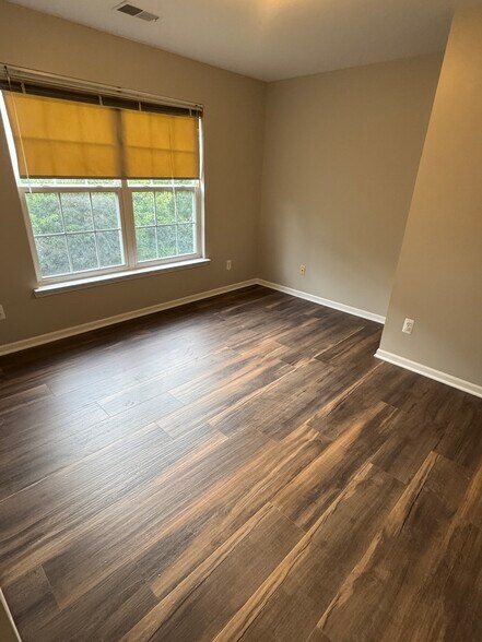 3rd Bedroom - 2838 S Knightsbridge Cir