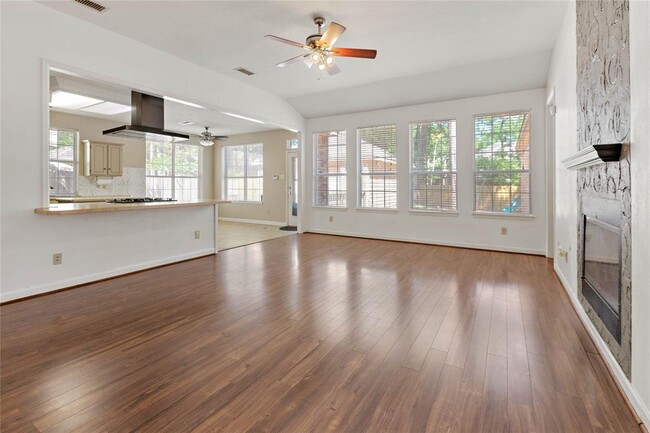 Building Photo - 54 S Summer Cloud Dr