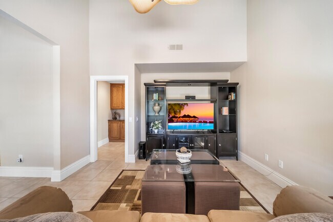 Building Photo - 43512 Via Magellan Dr