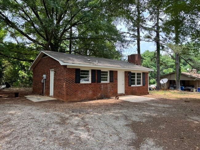 Building Photo - 2/1 In Cleveland County, NC