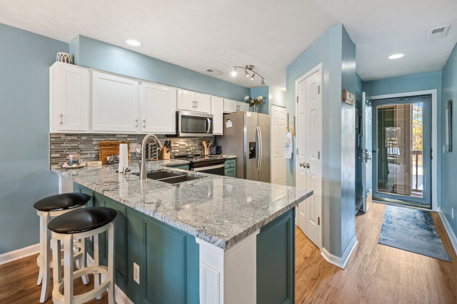 Building Photo - 117 Pinehurst Ln