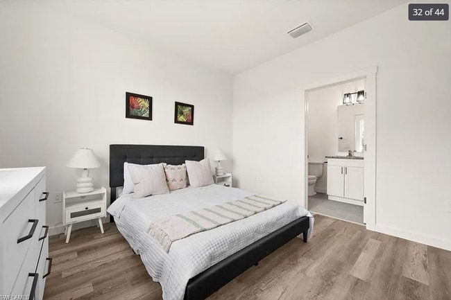 Building Photo - 4720/4722 21st St SW