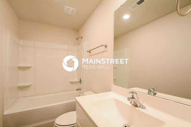 Building Photo - 4 Bedroom Pet-Friendly Home in Zebulon, NC...