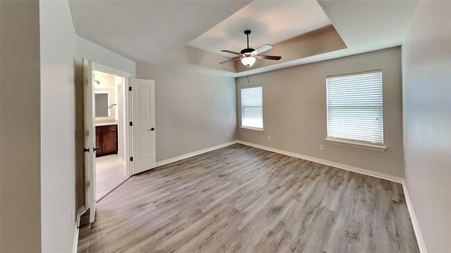 Building Photo - 5720 St James Pl
