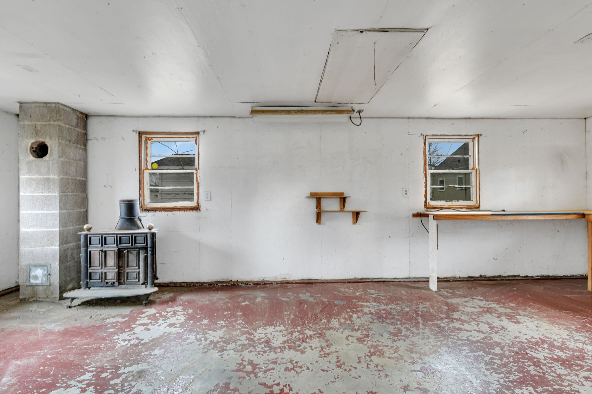 Building Photo - 355 Central Ave N