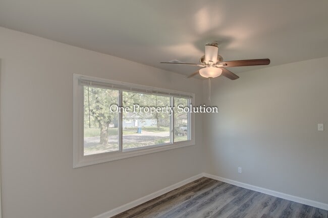 Building Photo - 2144 Wright St