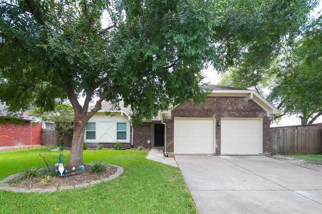 Building Photo - 2935 Auburn Dr