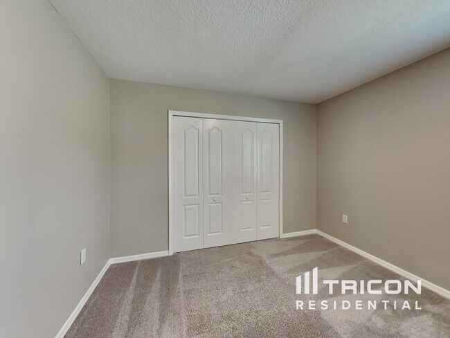 Building Photo - 1226 Salisbury Dr