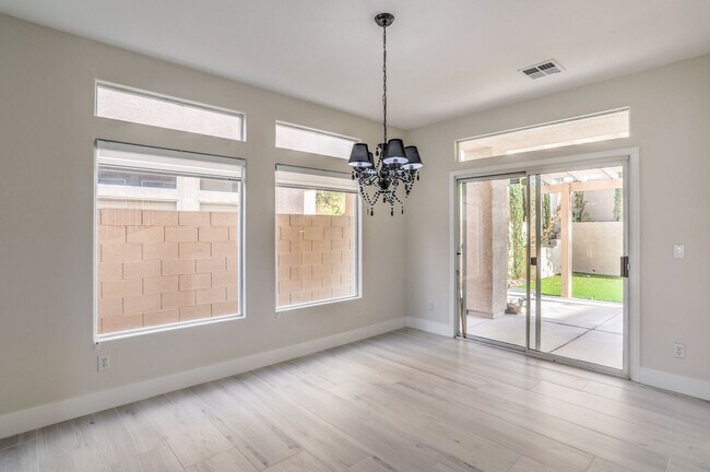 Building Photo - Luxury 5-Bedroom Home in Guard-Gated Community with 3-Car Garage
