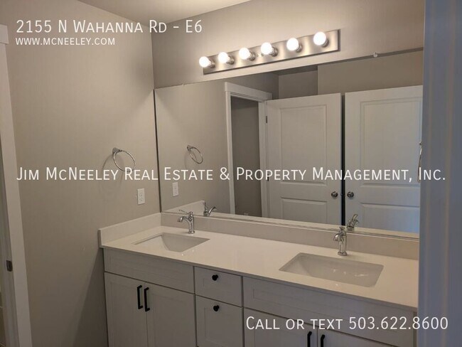Building Photo - 2155 N Wahanna Rd
