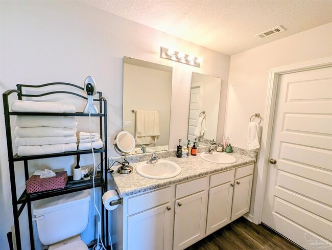 Building Photo - 4333 Tiger Oak Ct