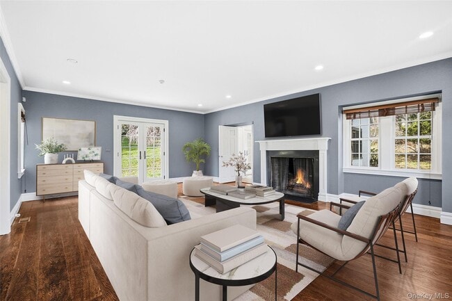 Building Photo - 6 Club Rd