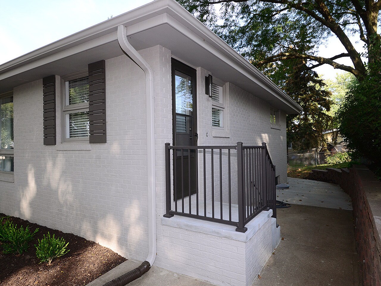Building Photo - 3334 S 82nd St