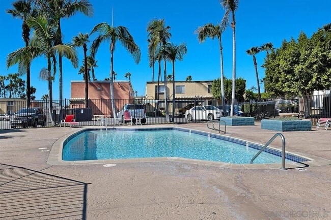 Primary Photo - 1621 Pentecost Way