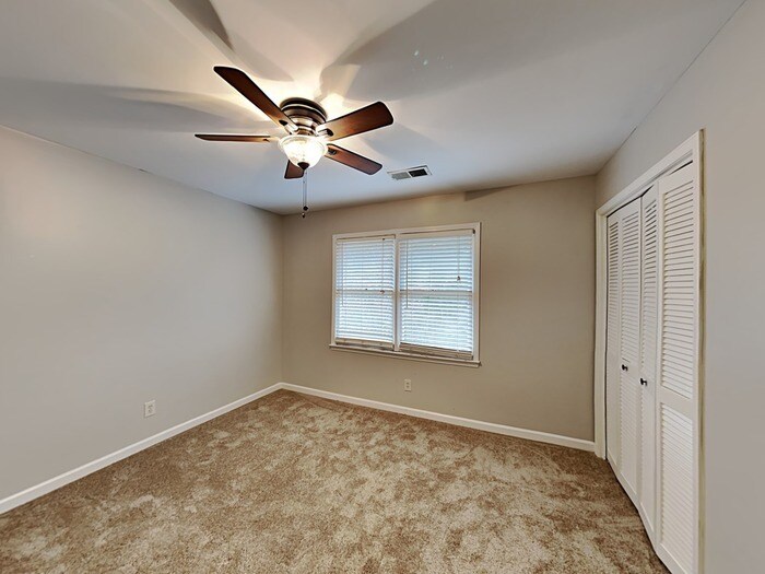 Building Photo - 8878 Carroll Manor Dr