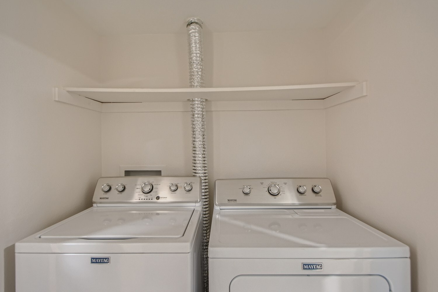 Washer & Dryer Included - 697 Canyon Dr
