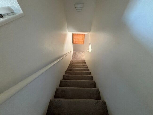 Building Photo - 91-574-574 Makalea St