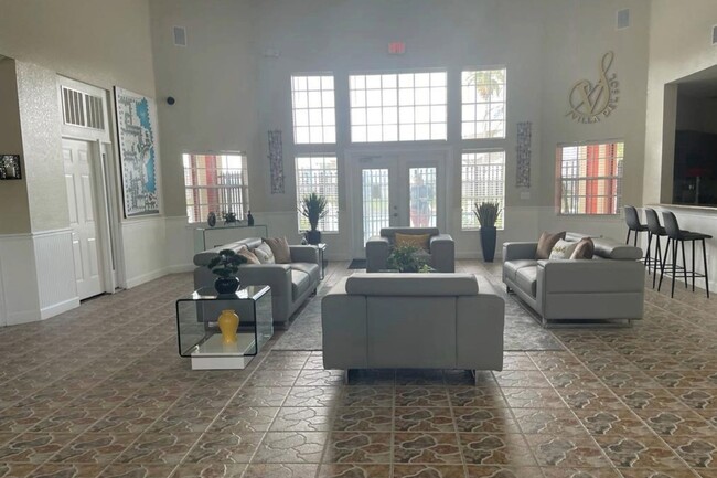 Building Photo - Beautiful 2nd floor Condo with 2 bedrooms ...