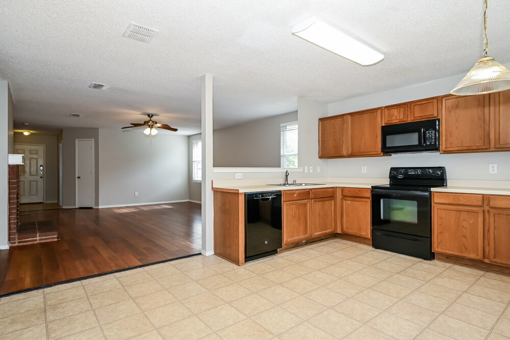 Building Photo - 1203 Wisdom Dr