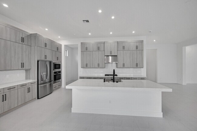 Building Photo - 9520 St Germain Dr