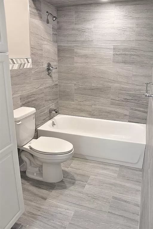 Building Photo - 466 A Liberty St