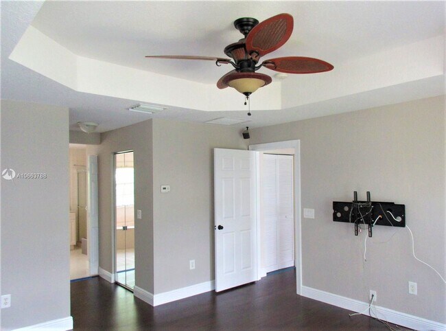 Building Photo - 17992 41st SW St