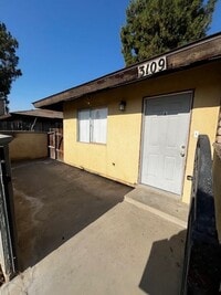 Building Photo - Edmonton St